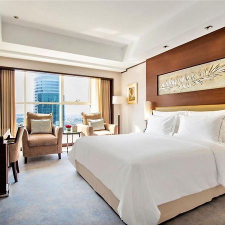 Hotel Grand Millennium Dubai Esterno foto